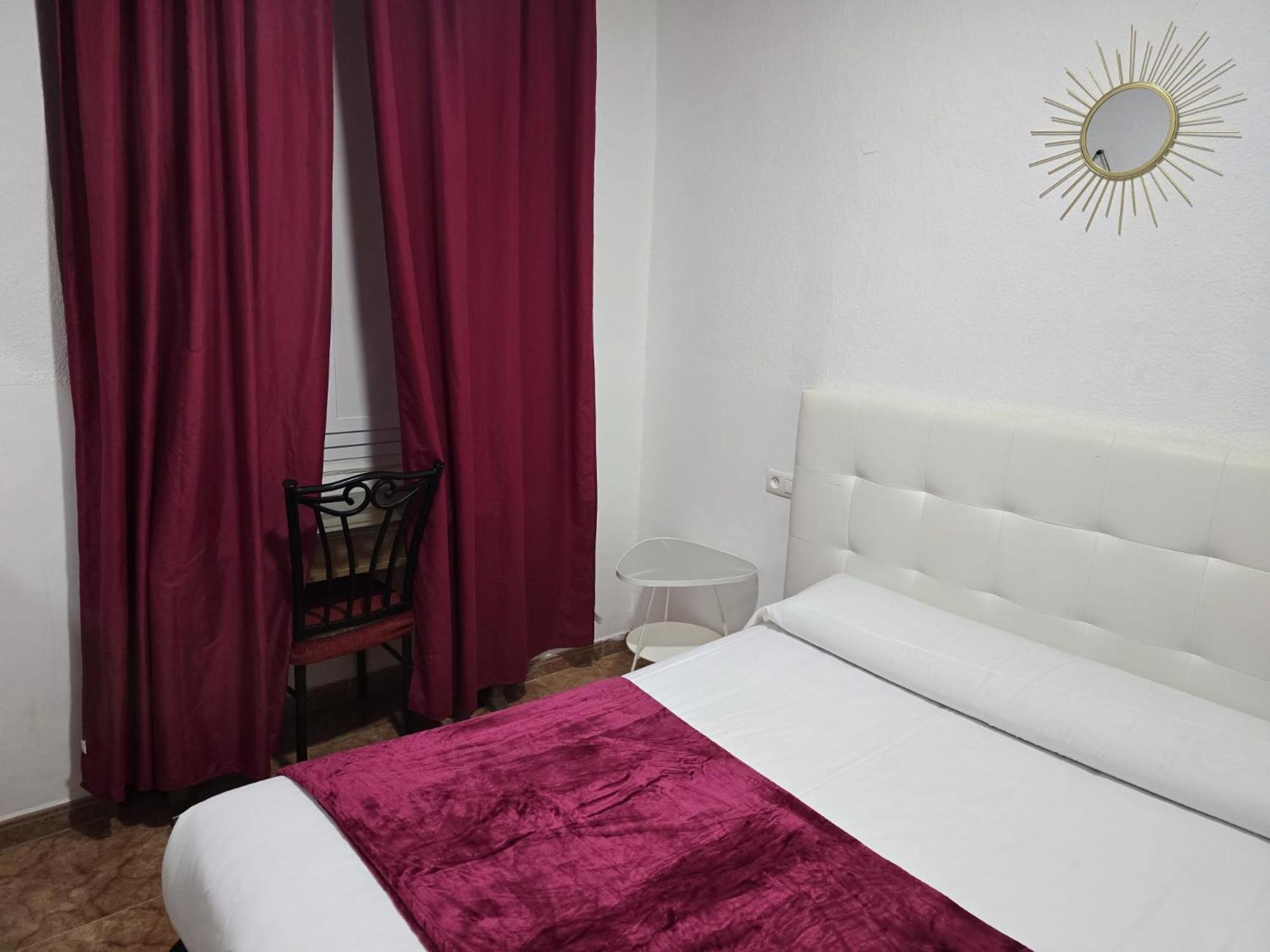 Rooms Los Montes — Fotos 3